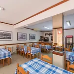 Correia 3* 칼데라스