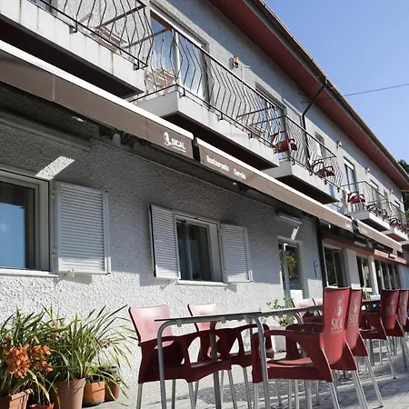 Pensión Correia Caldelas