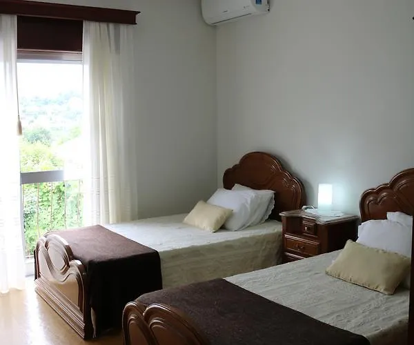 阿罗哈蒙托科雷亚酒店 3* 卡德拉斯